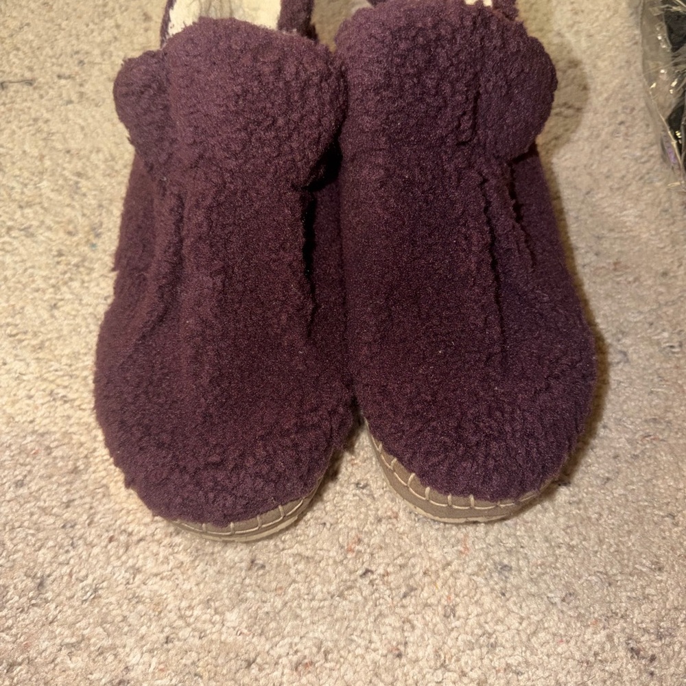 L.L. Bean Plum Sherpa Slip-On Moccasin Slippers